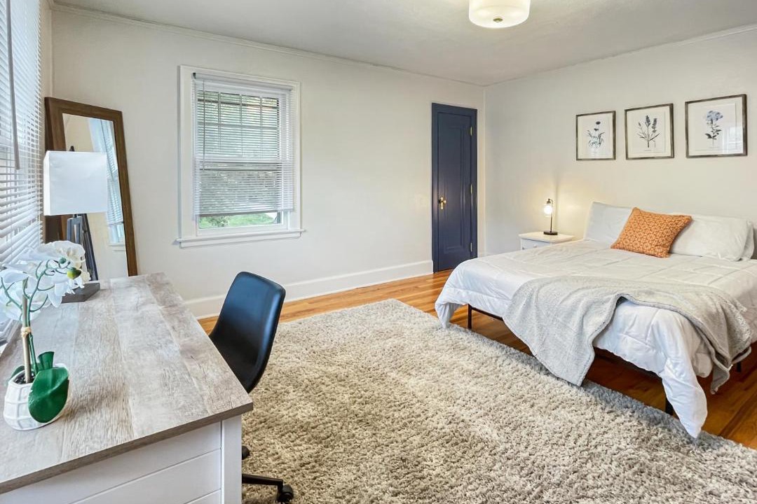 Photo of Bedroom in Des Moines