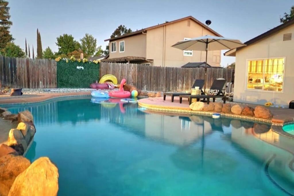 Photo of Others in Citrus Heights