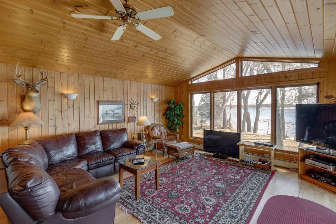 Photo of Livingroom in Crosslake