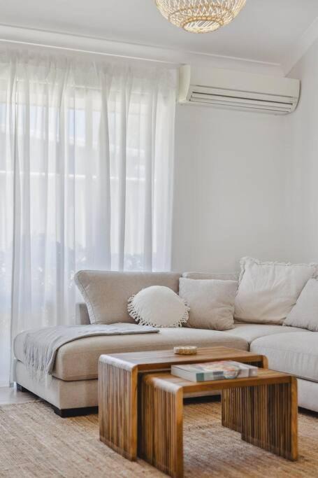 Photo of Livingroom in Dawesville