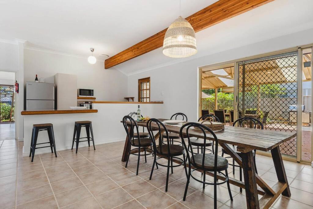 Photo of Livingroom in Dawesville
