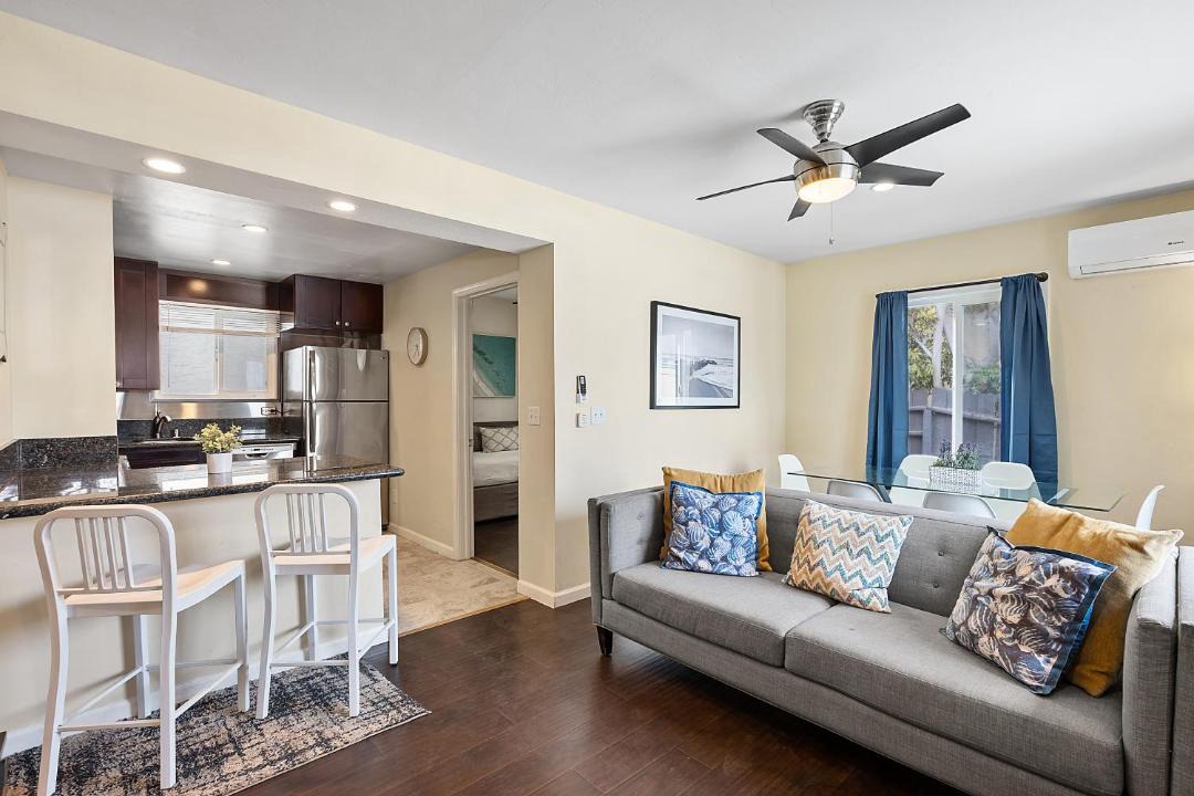 Photo of Livingroom in Crown Point