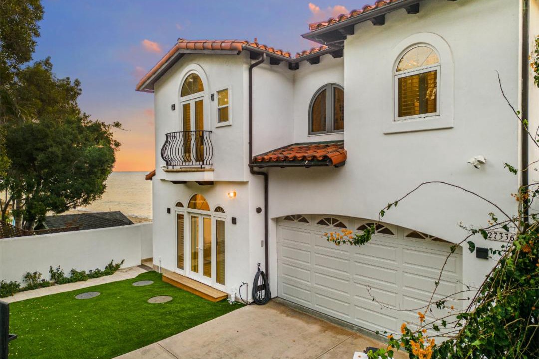 Photo of Buildings in Central Malibu