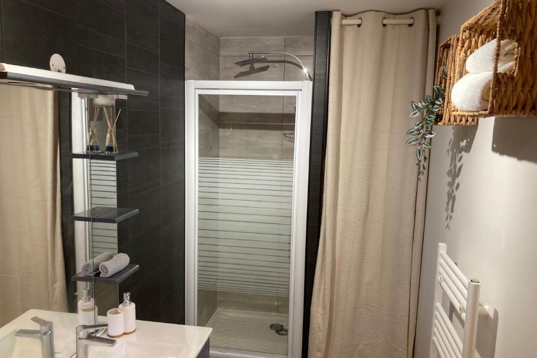 Photo of Bathroom in Le Bourget-du-Lac