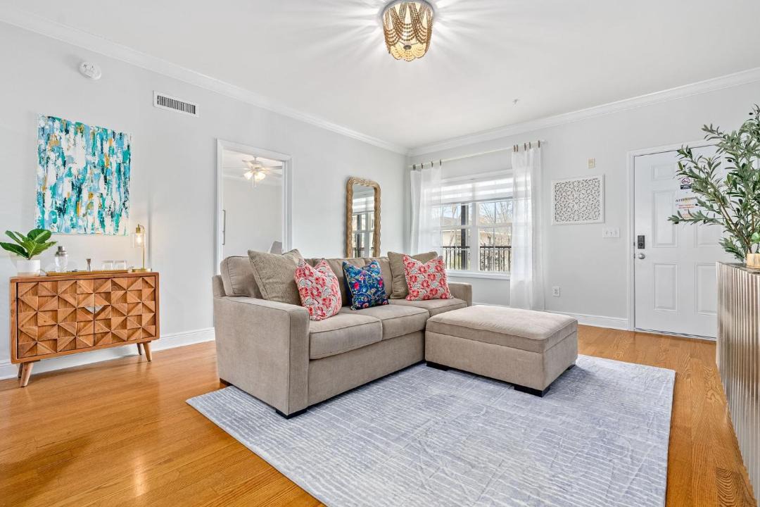 Photo of Livingroom in Auburn