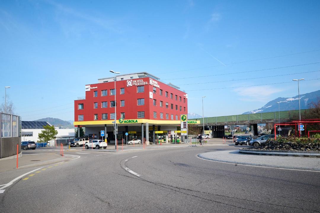 Photo of Buildings in Lachen