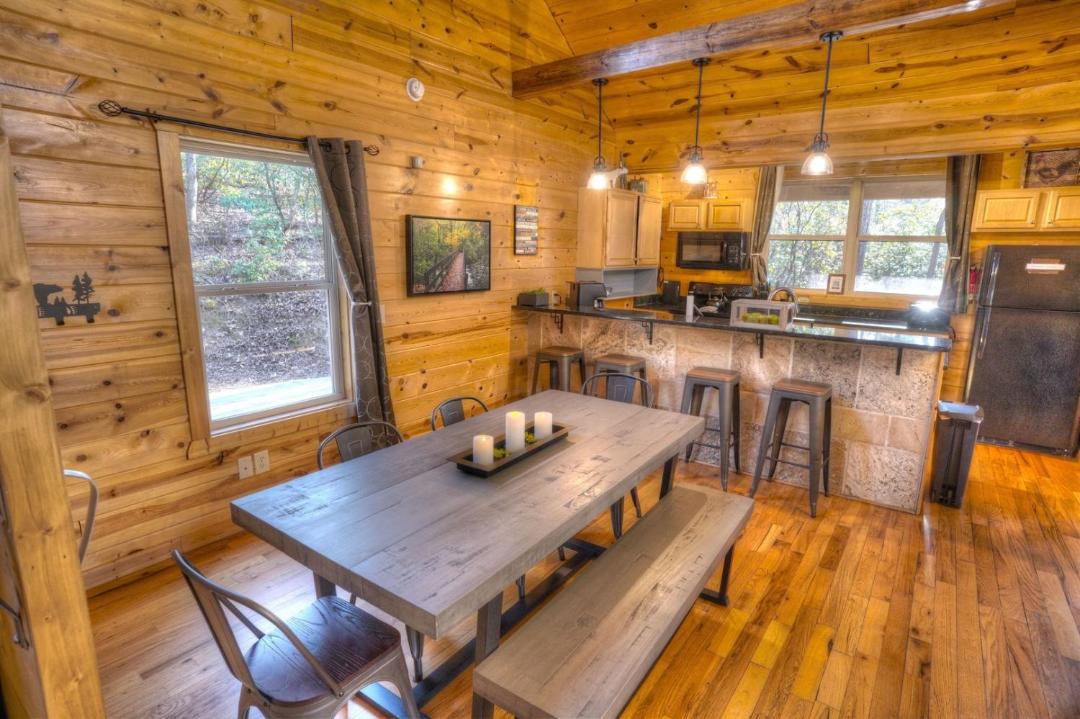 Photo of Livingroom in Helen