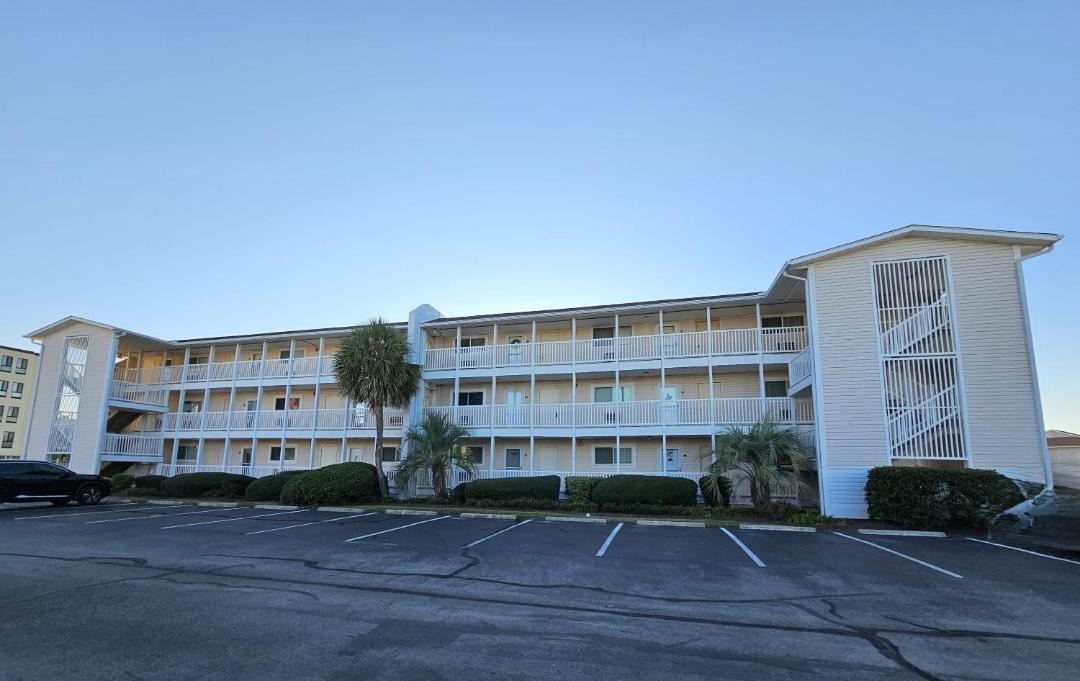 Photo of Others in Cherry Grove Beach