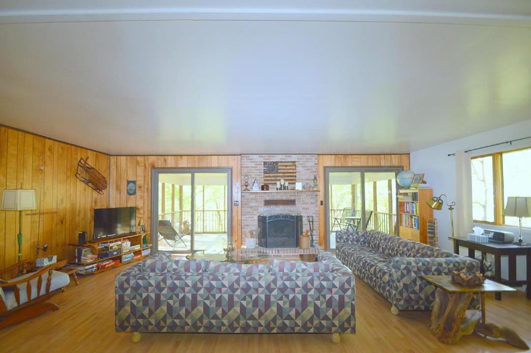 Photo of Livingroom in Great Cacapon