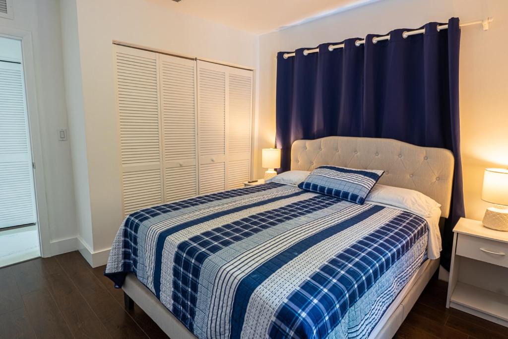 Photo of Bedroom in Midtown