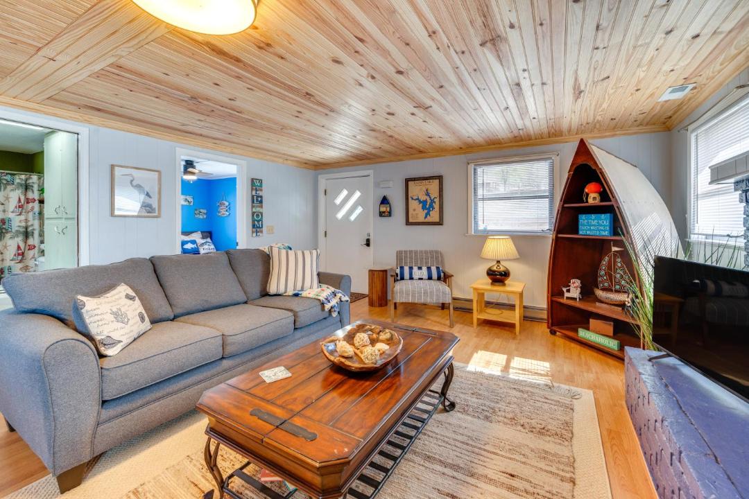 Photo of Livingroom in New London