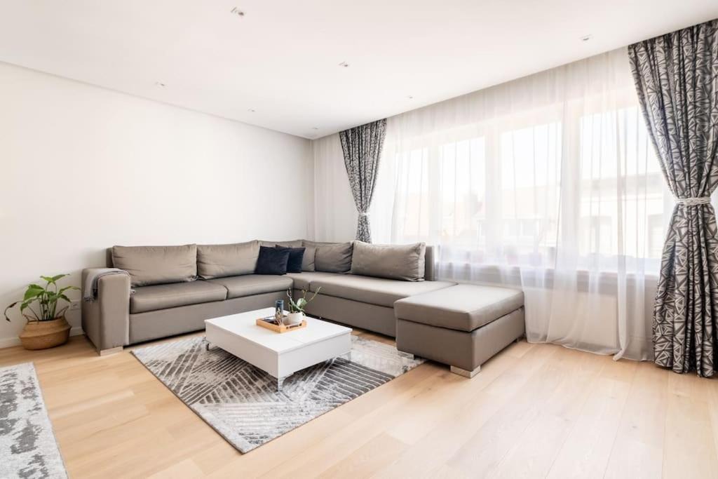 Photo of Livingroom in European Quarter