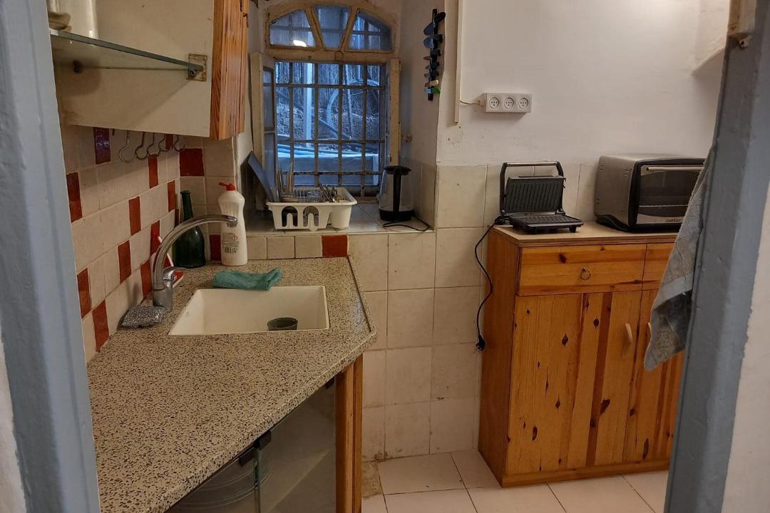 Photo of Kitchen in Emek Refaim