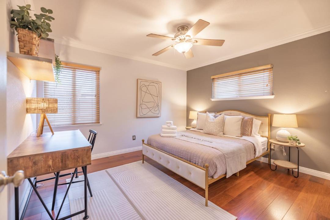Photo of Bedroom in Northwest Anaheim