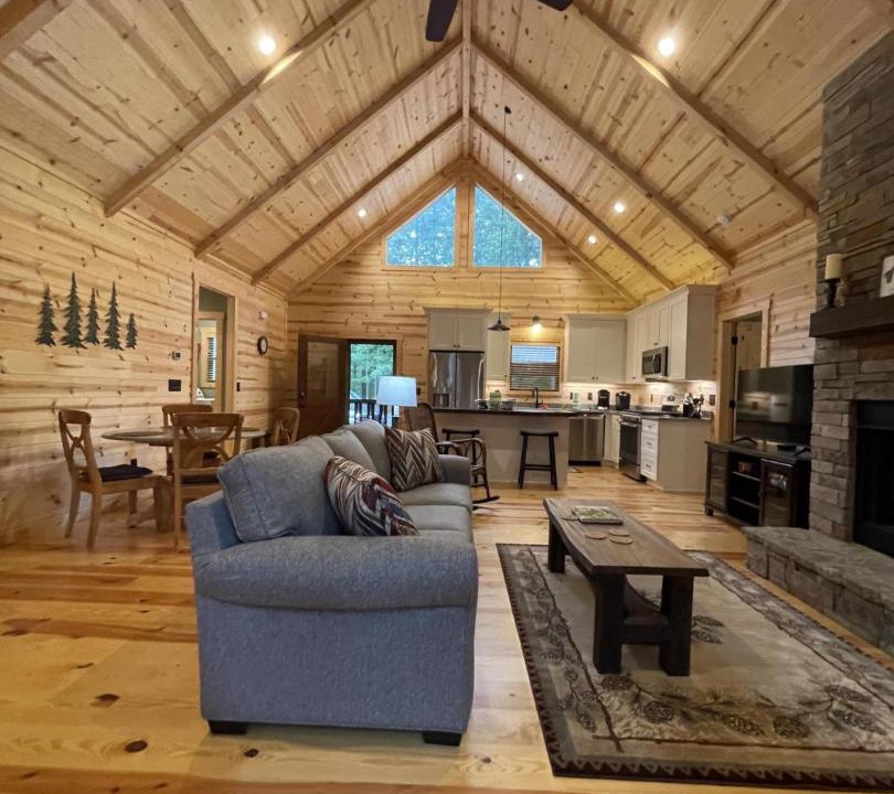 Photo of Livingroom in Ellijay