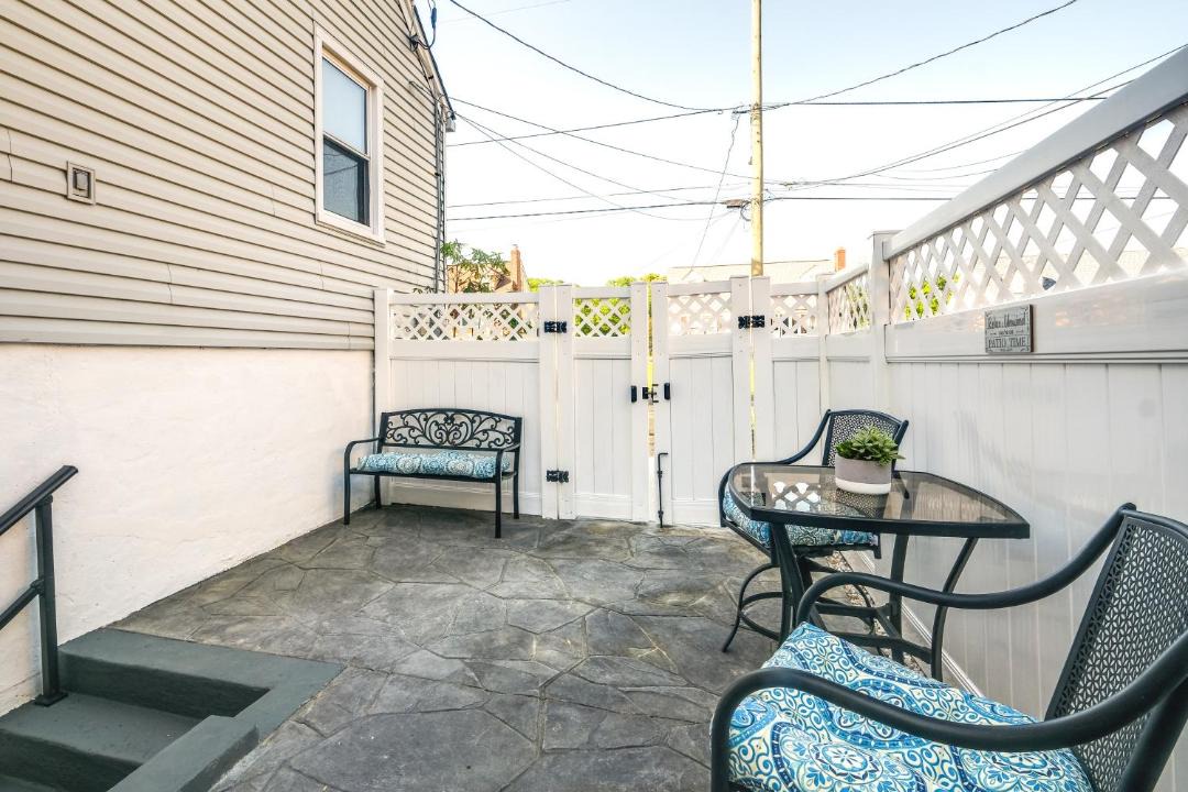 Photo of Patio Balcony in Forest Heights