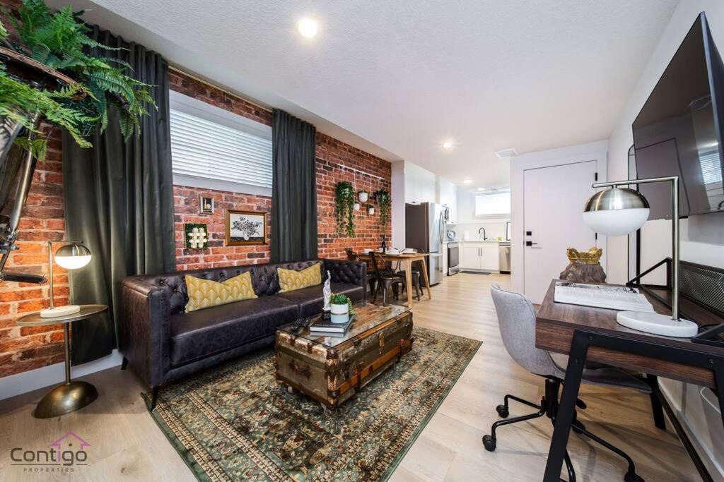 Photo of Livingroom in Jasper Place