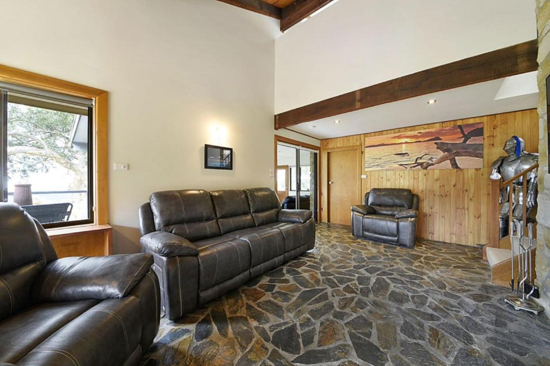 Photo of Livingroom in Woodford