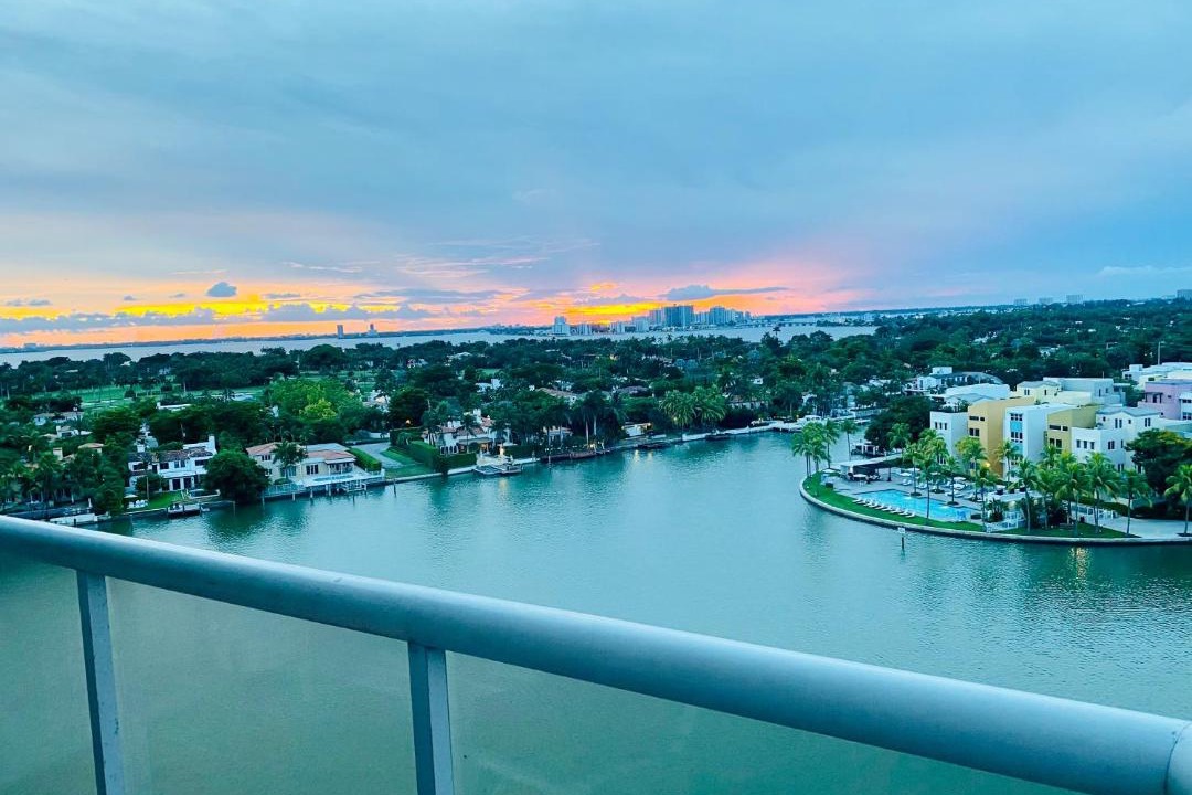 Photo of Outdoor in Mid Beach