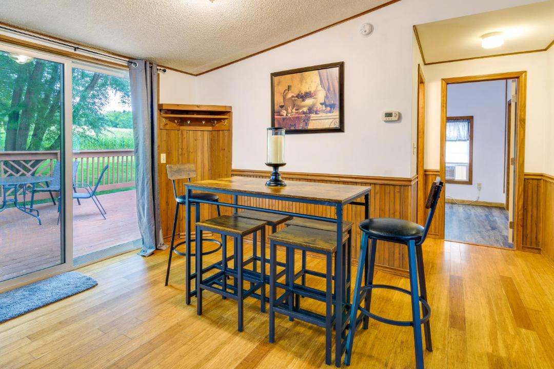 Photo of Livingroom in Watkins Glen