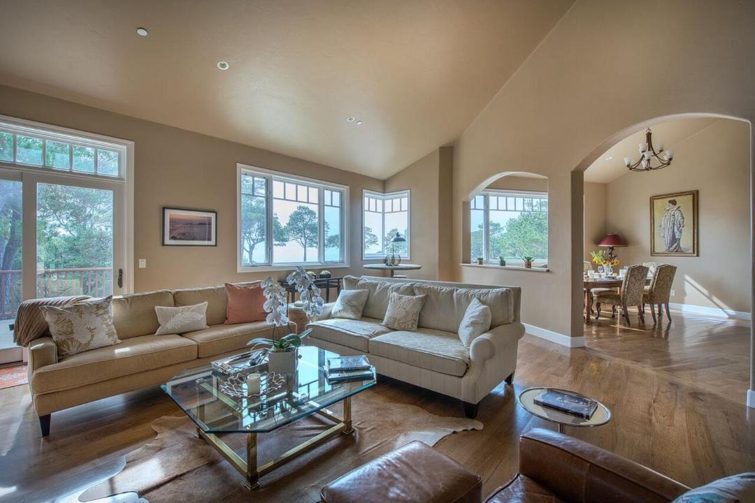 Photo of Livingroom in Carmel Highlands