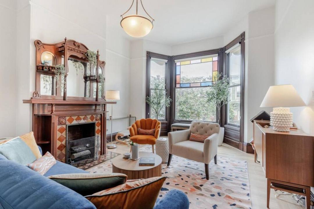 Photo of Livingroom in Hayes Valley