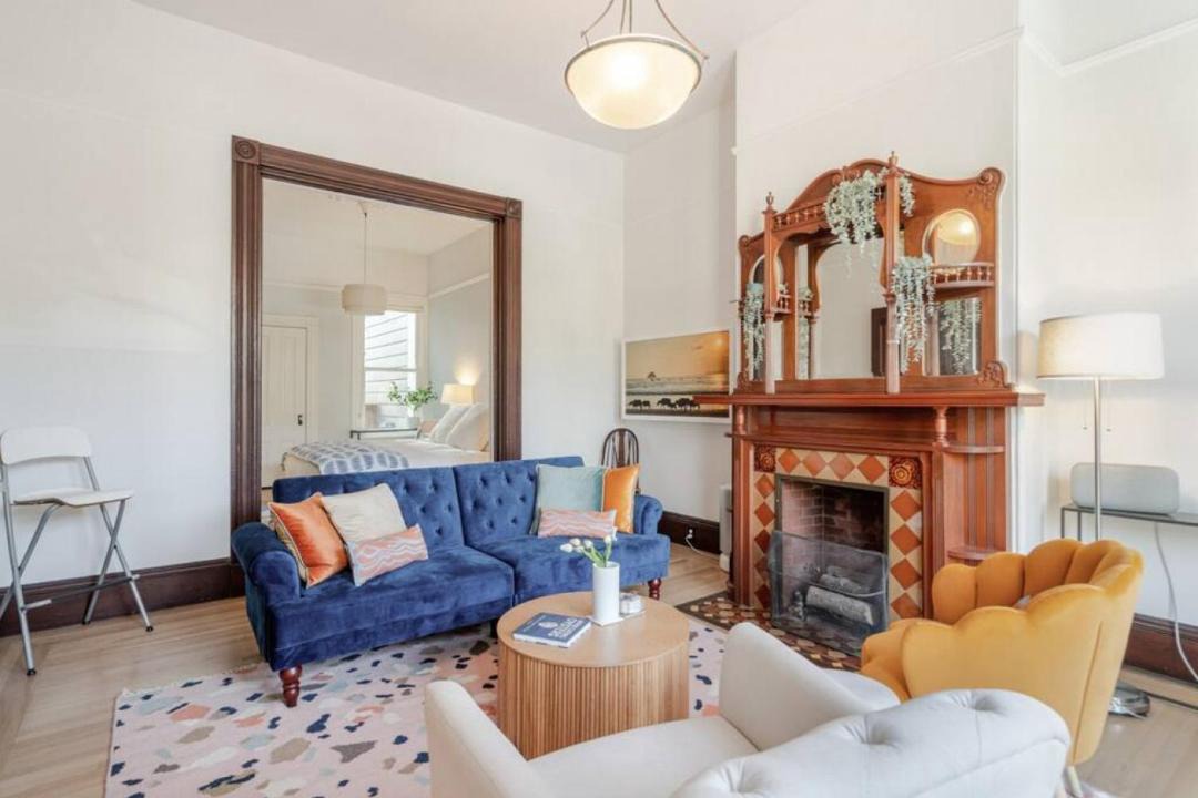 Photo of Livingroom in Hayes Valley