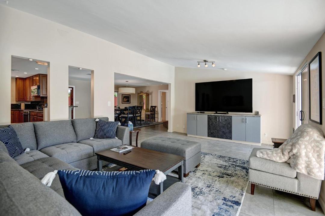 Photo of Livingroom in Tahquitz River Estates
