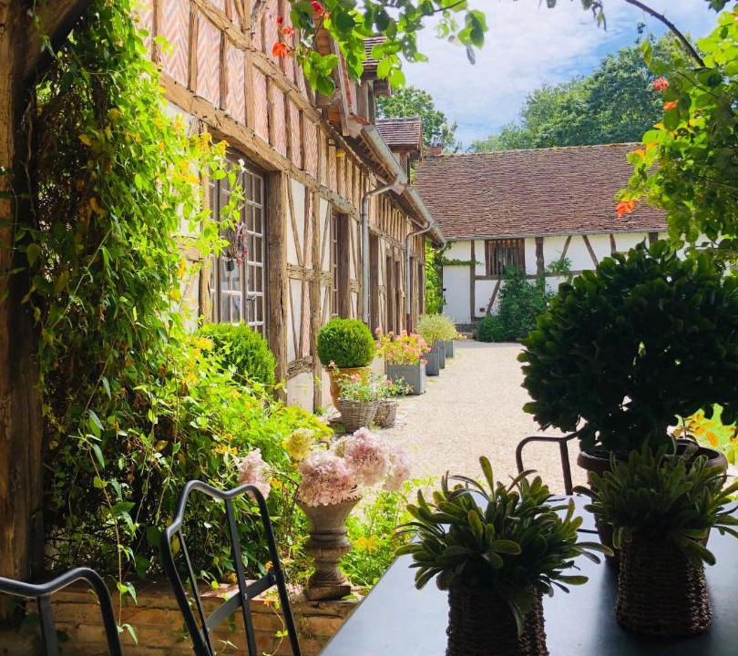 Photo of Others in Chaumont-sur-Tharonne