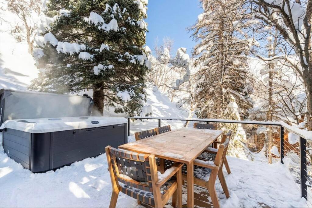 Photo of Others in Sundance