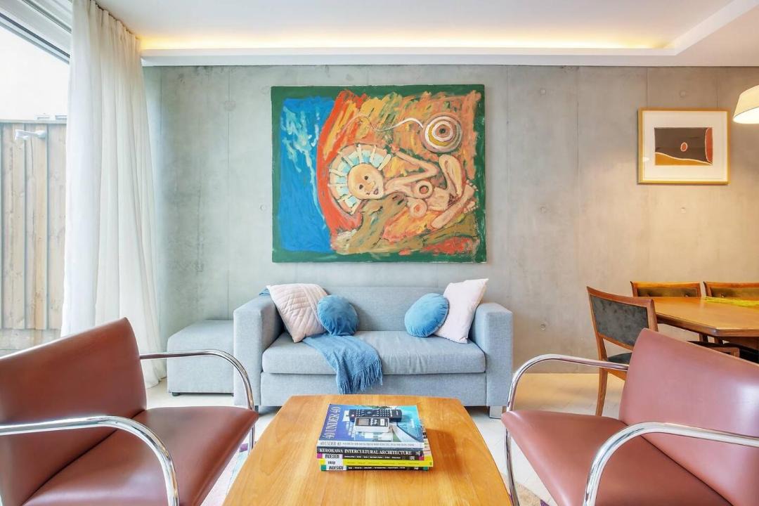 Photo of Livingroom in Alexandria