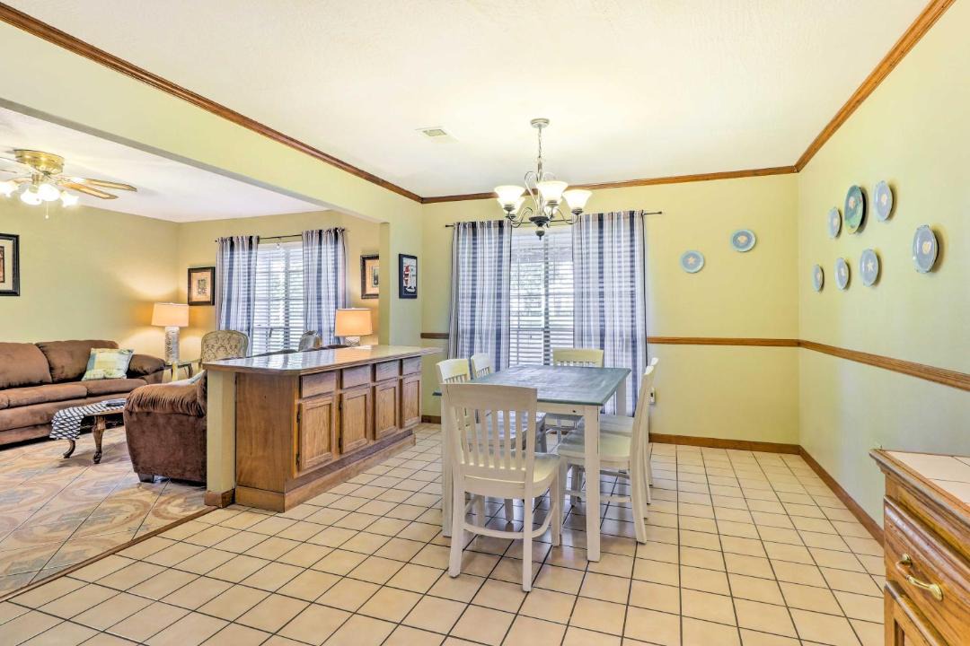 Photo of Livingroom in Long Beach