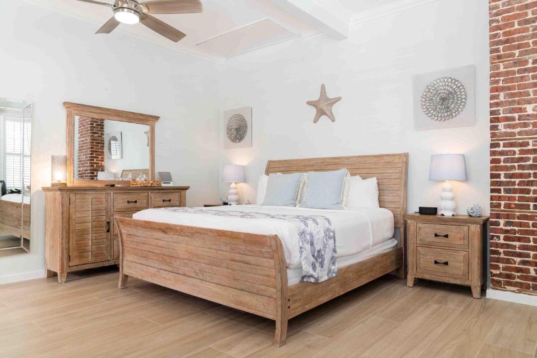 Photo of Bedroom in Uptown - Upper Duval