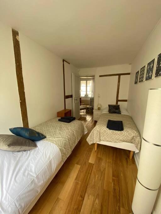 Photo of Bedroom in Notre-Dame