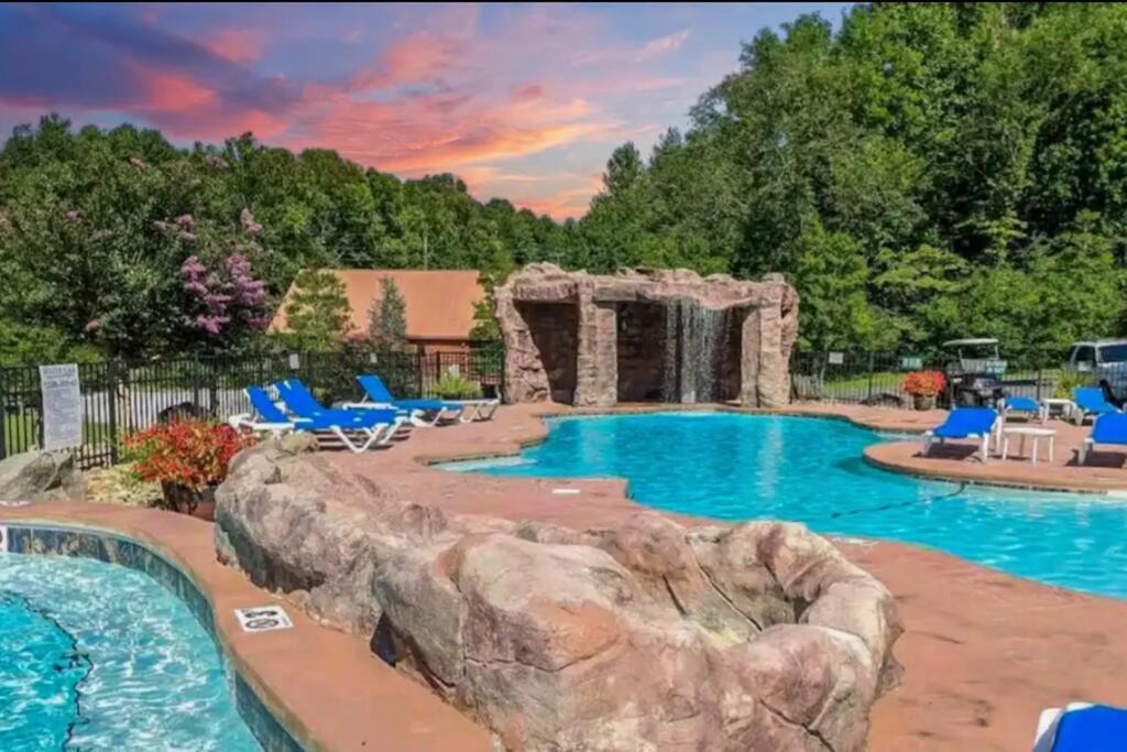 Photo of Others in White Oak Lodge