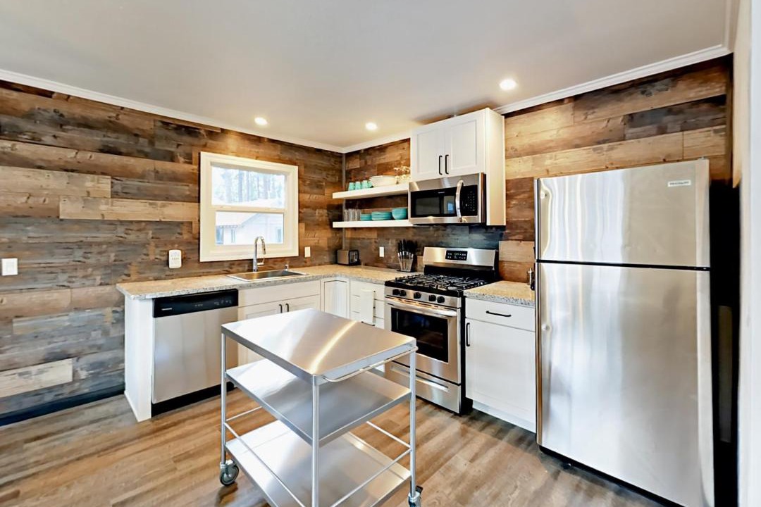 Photo of Kitchen in Lakeside Park