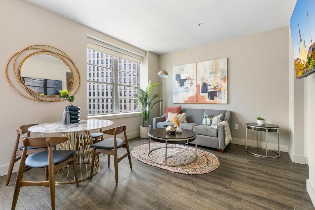Photo of Livingroom in Central Business District