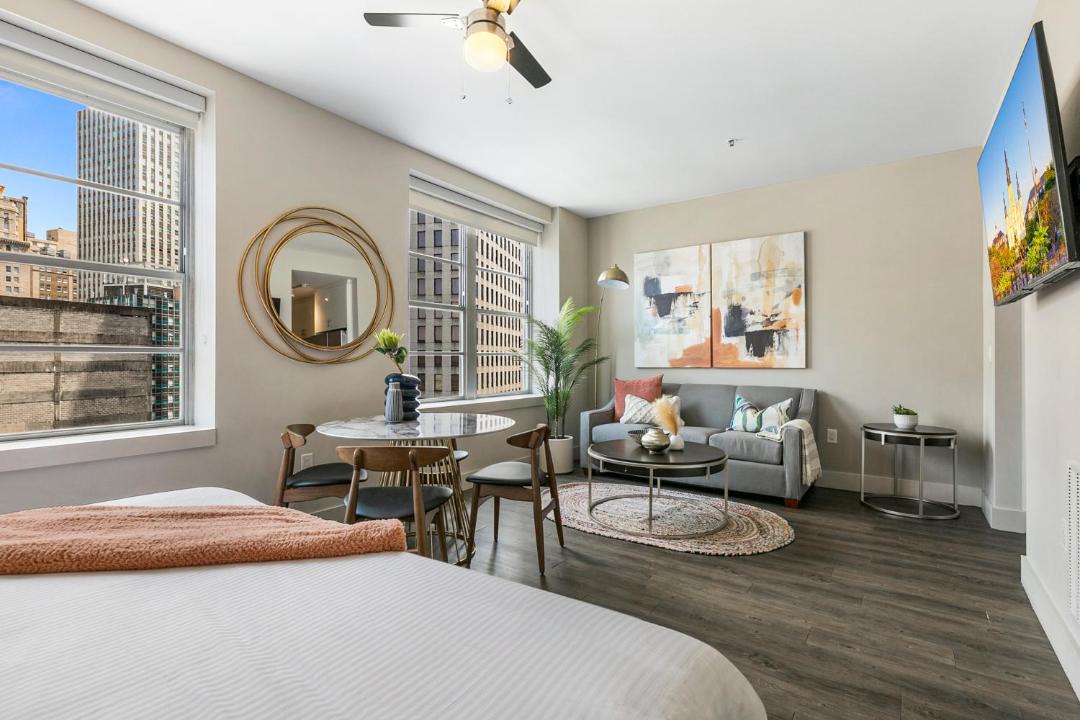 Photo of Livingroom in Central Business District