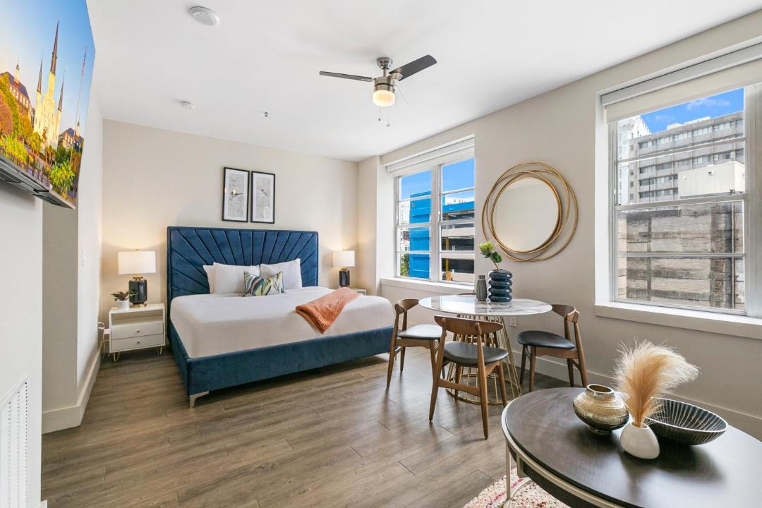 Photo of Livingroom in Central Business District