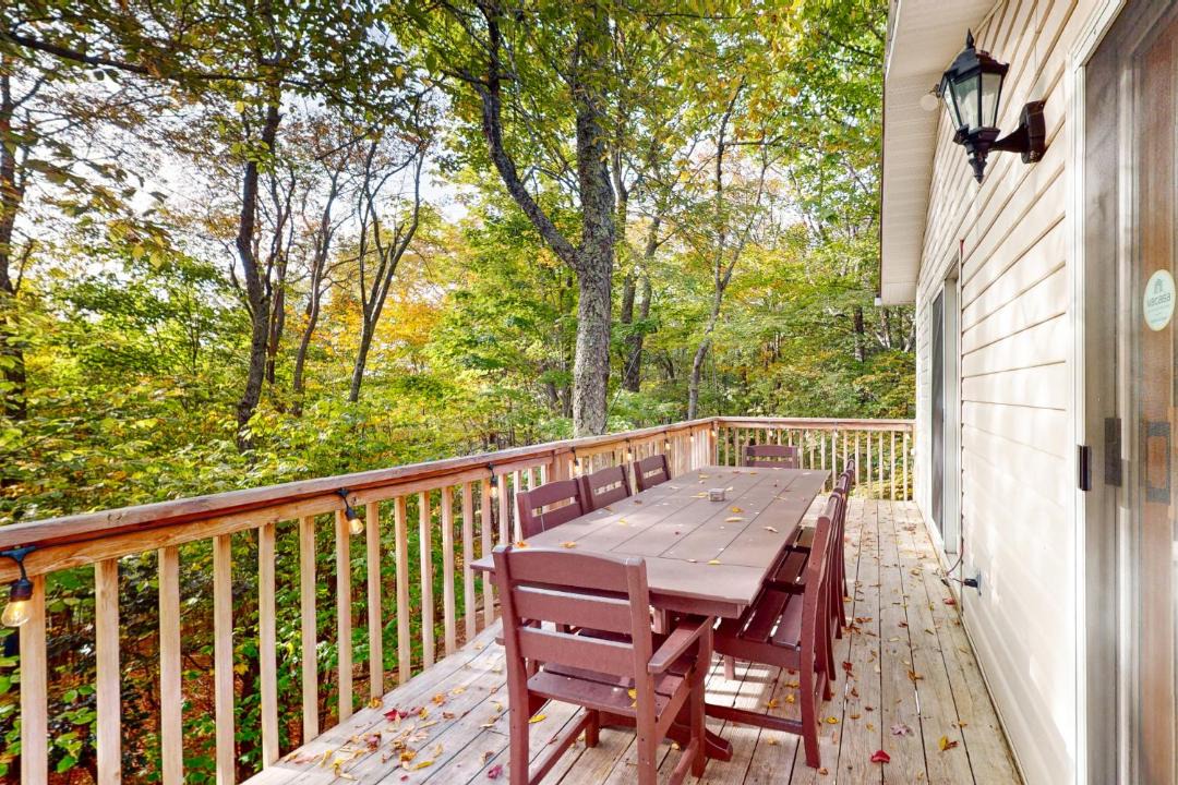 Photo of Patio Balcony in Beech Mountain