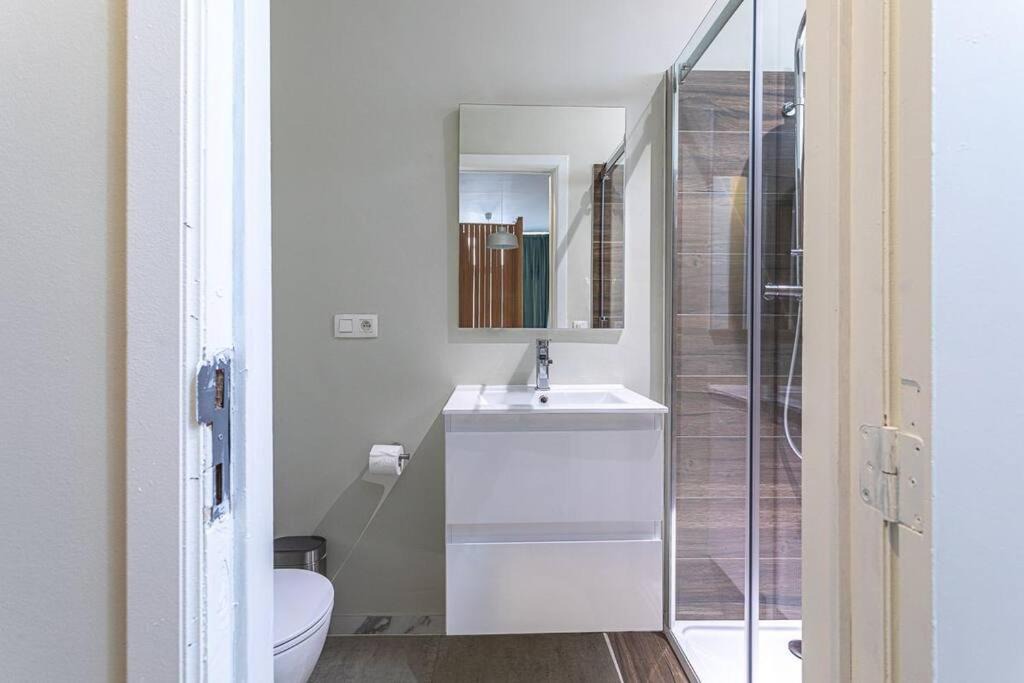 Photo of Bathroom in Jewish Quarter