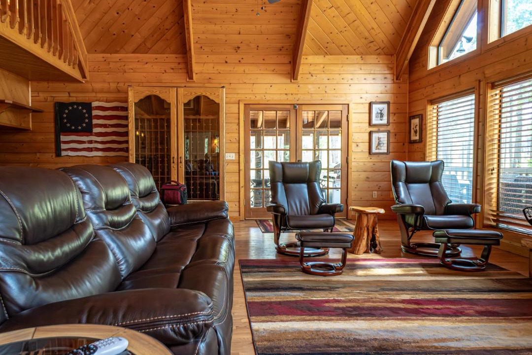 Photo of Livingroom in Clay Springs
