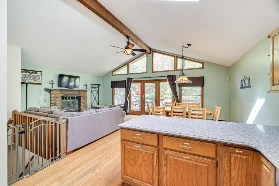 Photo of Kitchen in Greentown