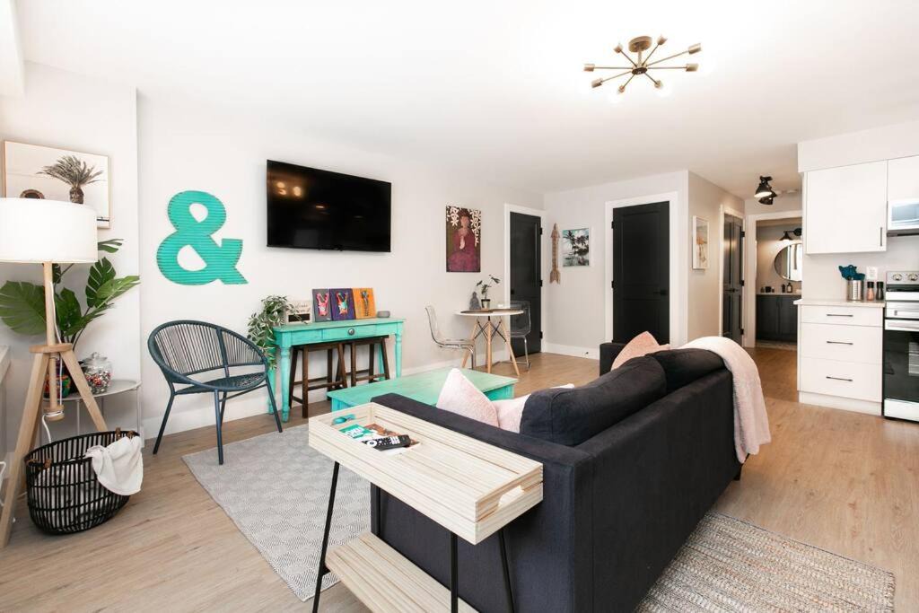 Photo of Livingroom in Victoria