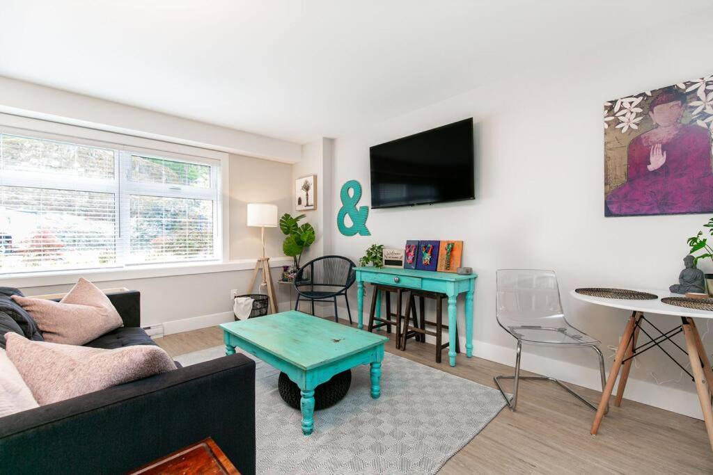 Photo of Livingroom in Victoria