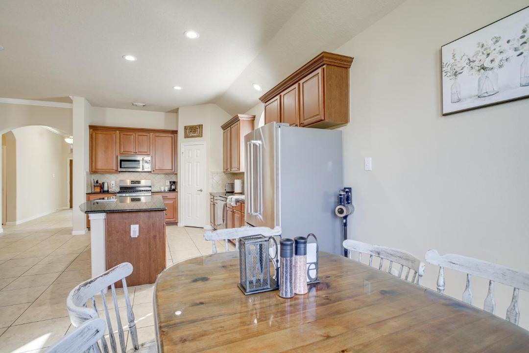 Photo of Livingroom in Spring