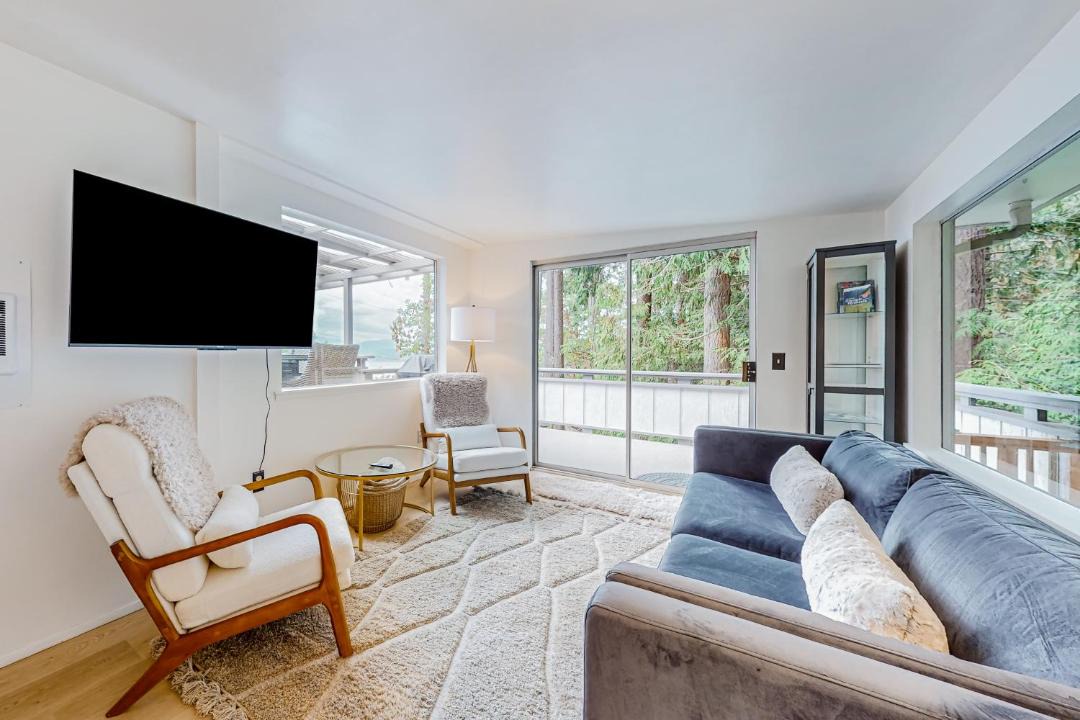 Photo of Livingroom in Adelma Beach