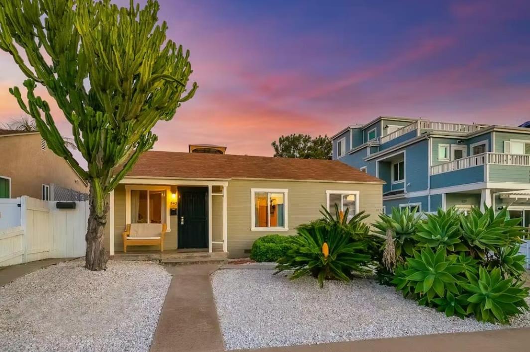 Photo of Buildings in North Pacific Beach