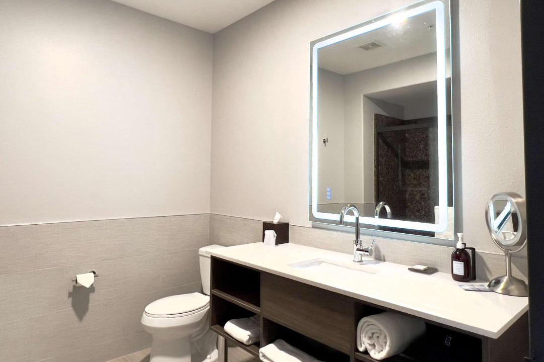 Photo of Bathroom in Oread