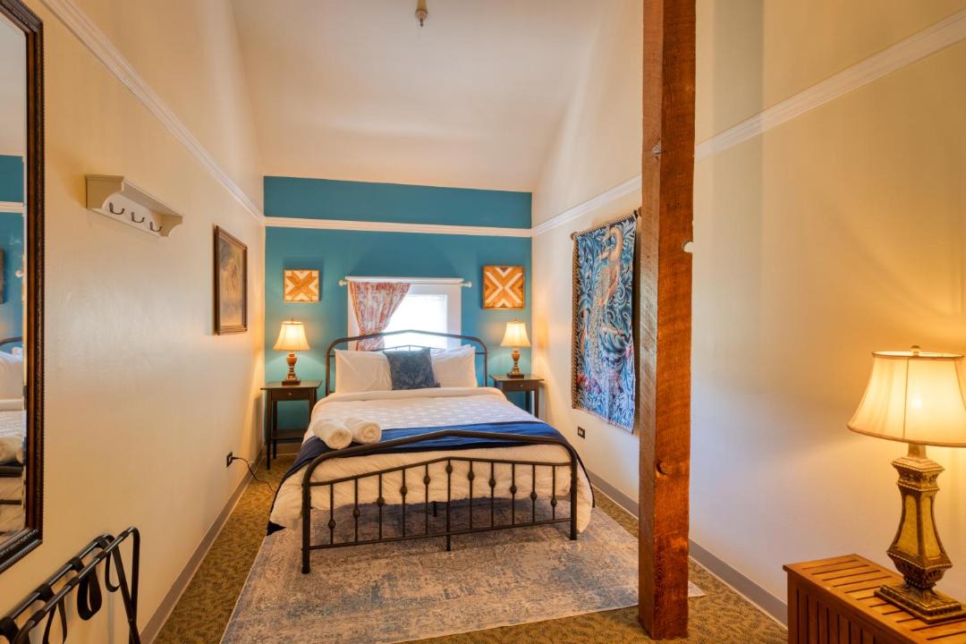 Photo of Bedroom in Downtown Sacramento